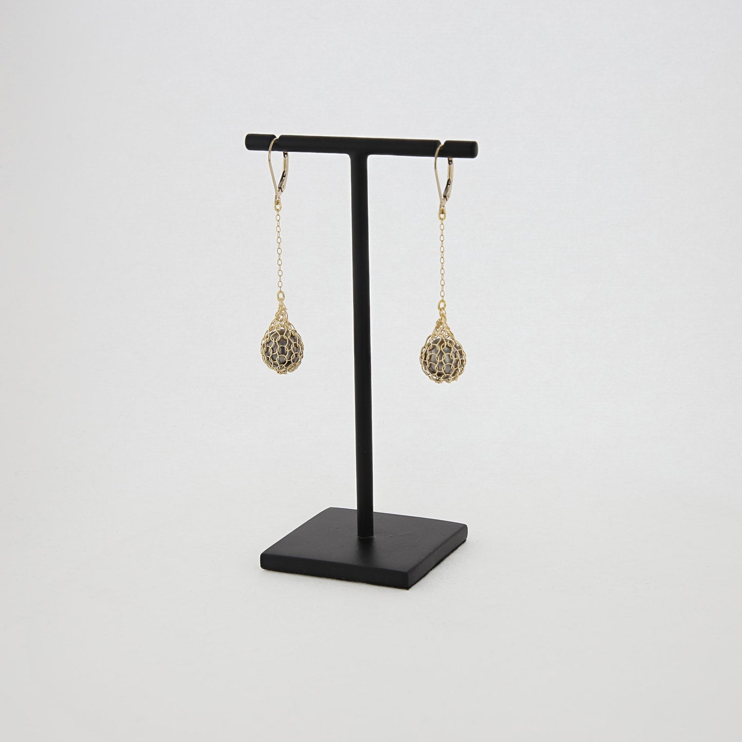 Boucles d'oreilles Gouttelettes Perle noire et Or