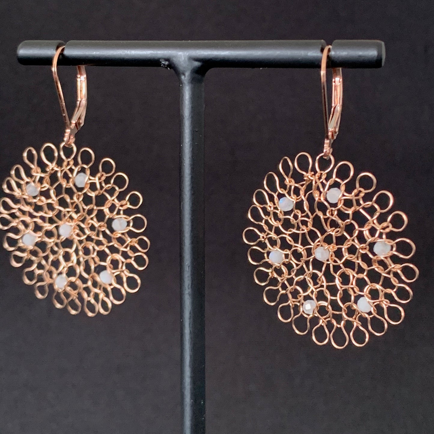 Boucles d'oreilles Rosaces Or Rose et Pierres de Lune