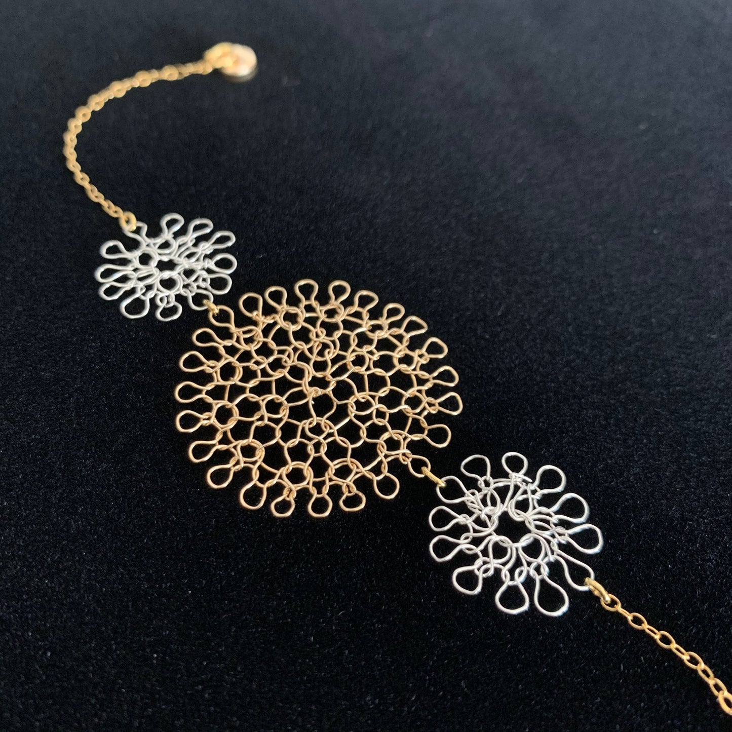 Bracelet Rosaces Triple Or et Argent