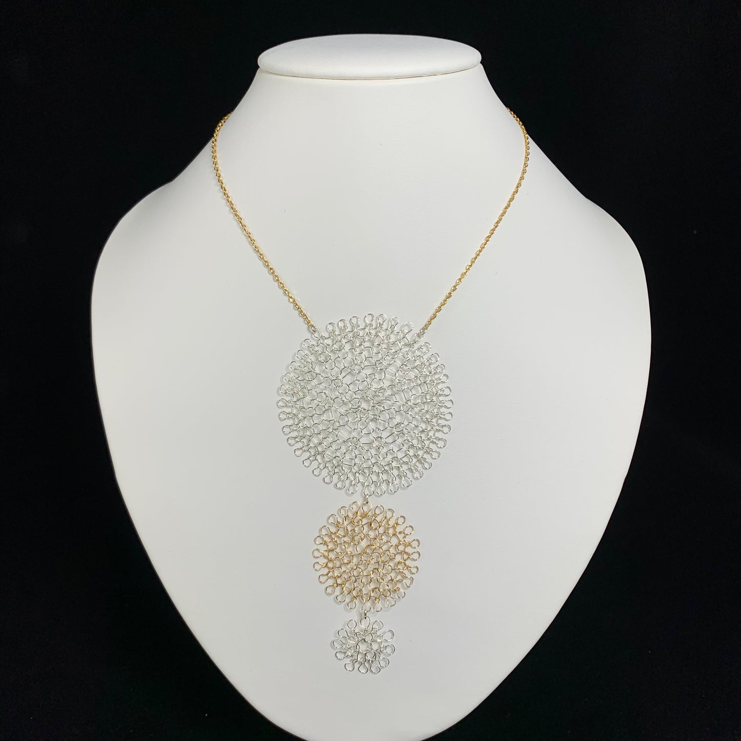 Collier Pendentif Rosaces Triple Or et Argent