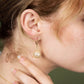 Boucles d'oreilles Gouttes Perle blanche et Or